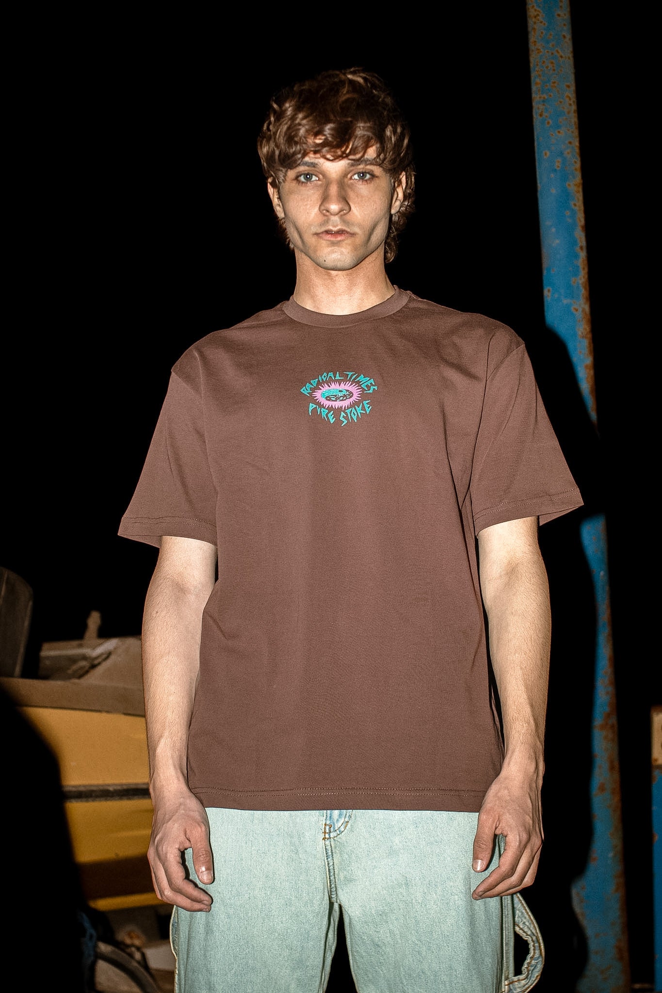 RADICAL TIMES BROWN TEE
