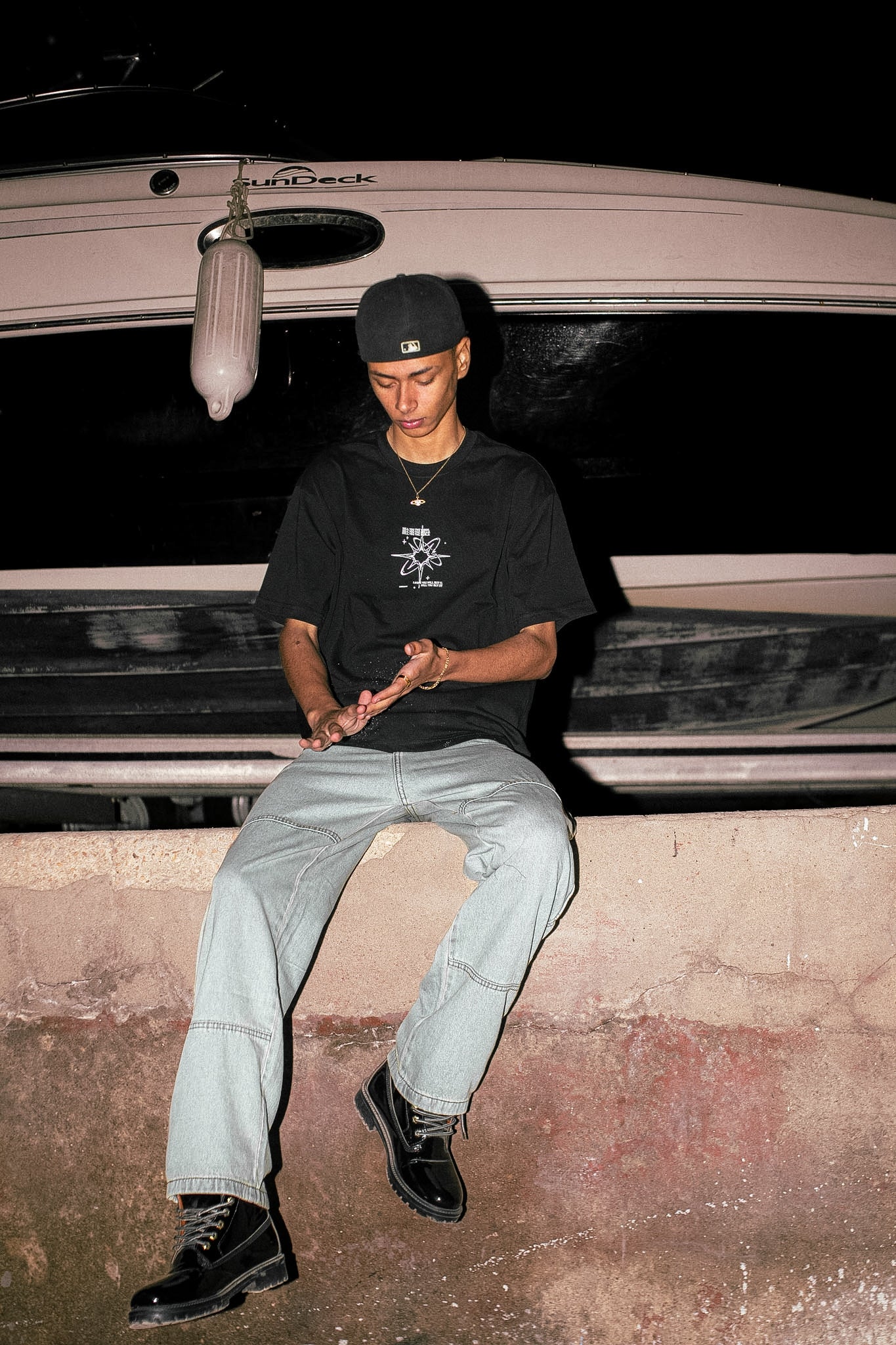 COSMIC VISION BLACK TEE