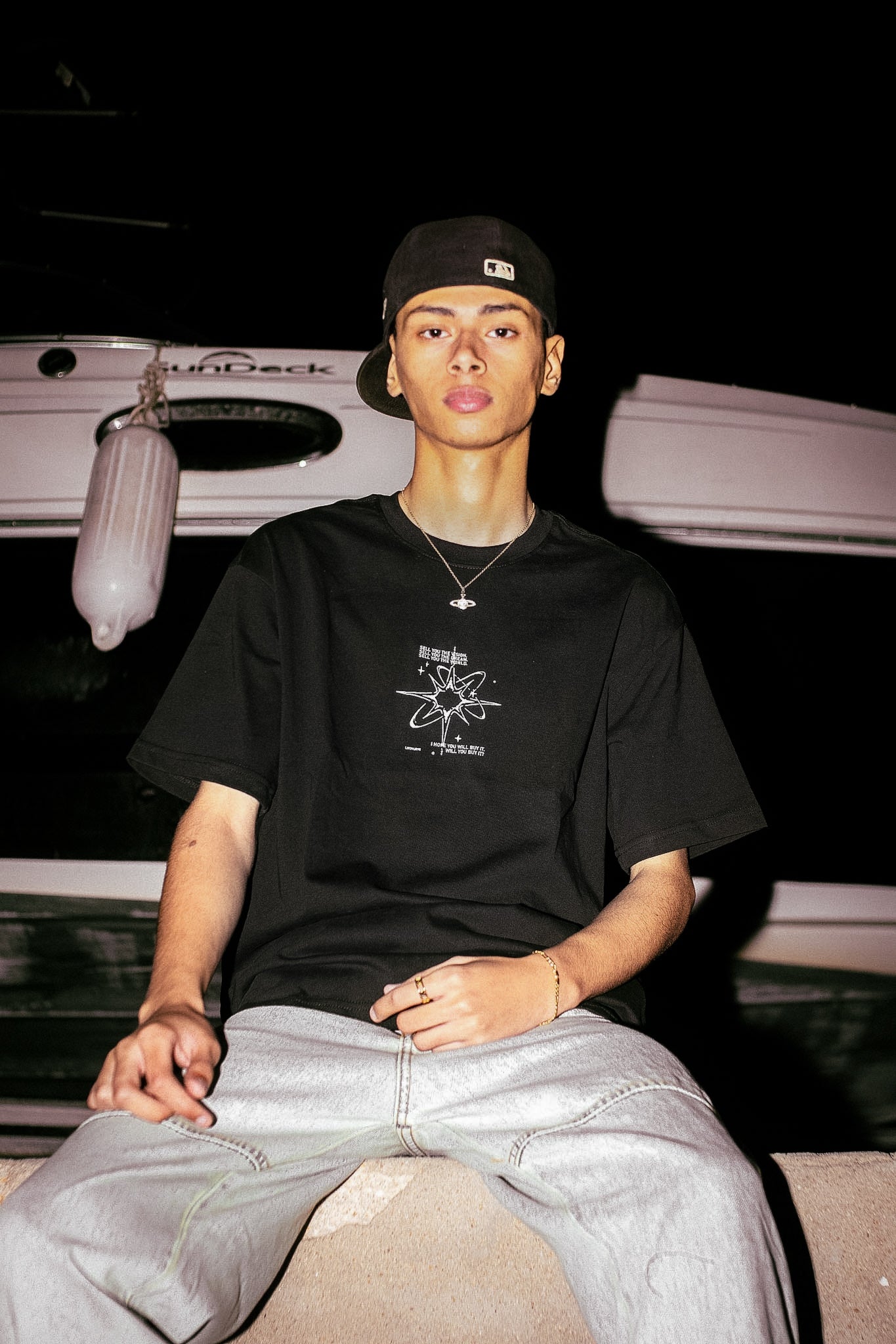 COSMIC VISION BLACK TEE