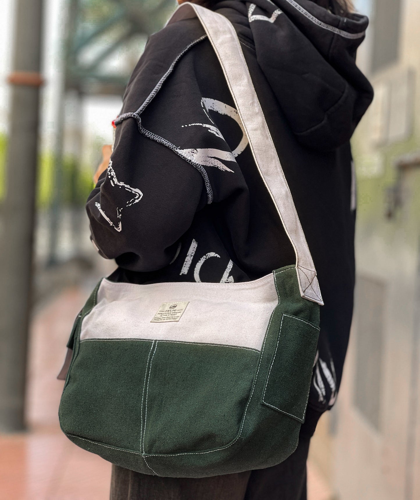 HELIO & STITCH GREEN X OFFWHITE