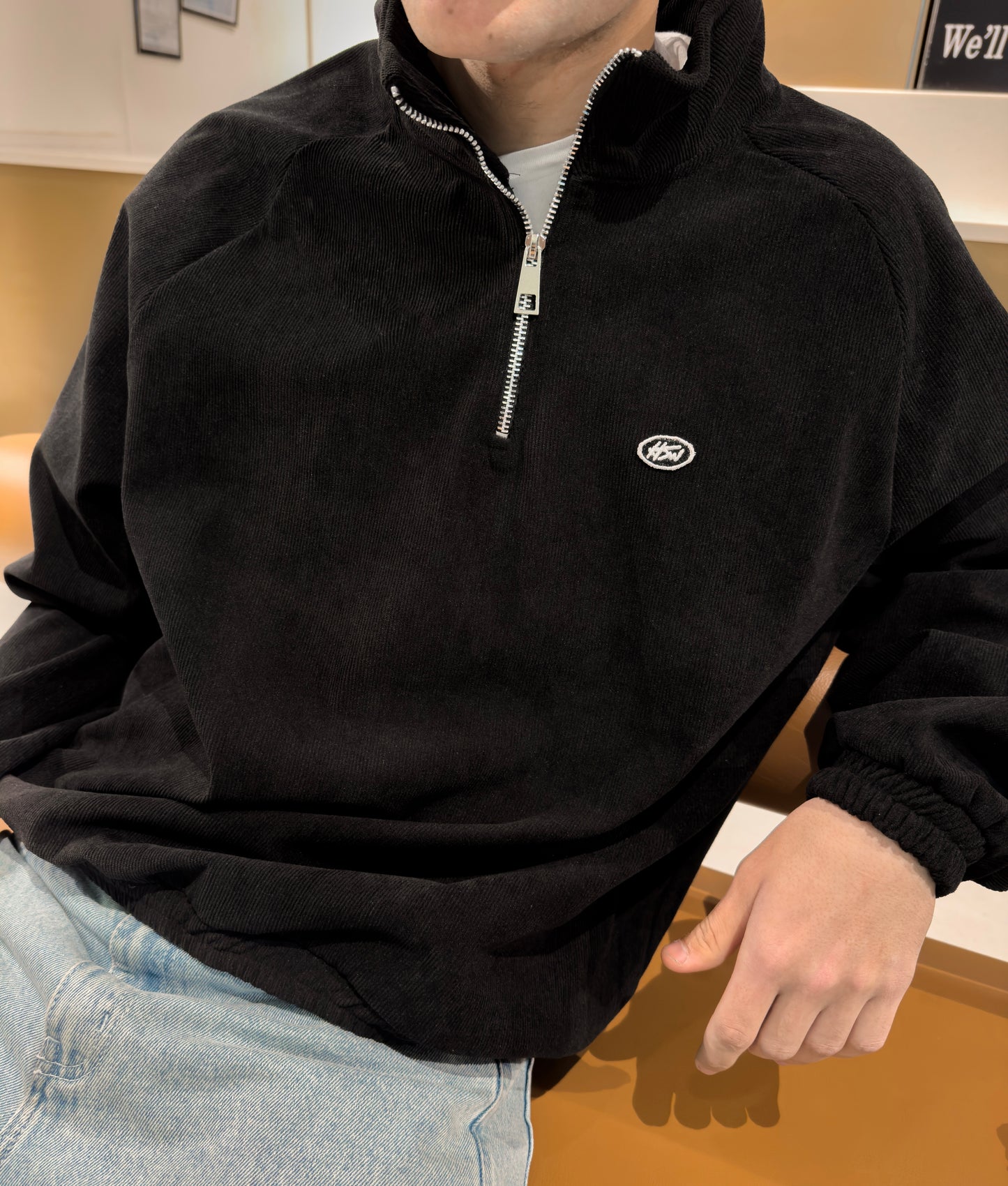 CORDUROY QUARTER-ZIP BLACK
