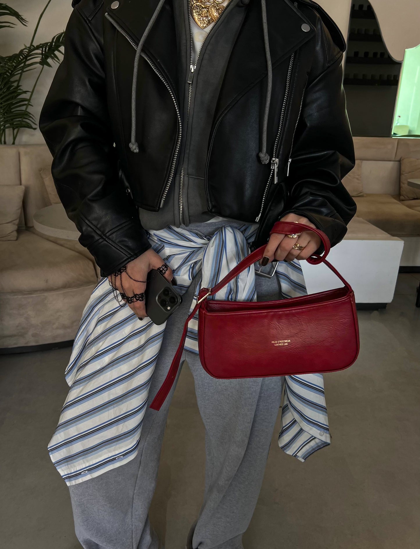 TOKEN BAG CHERRY RED