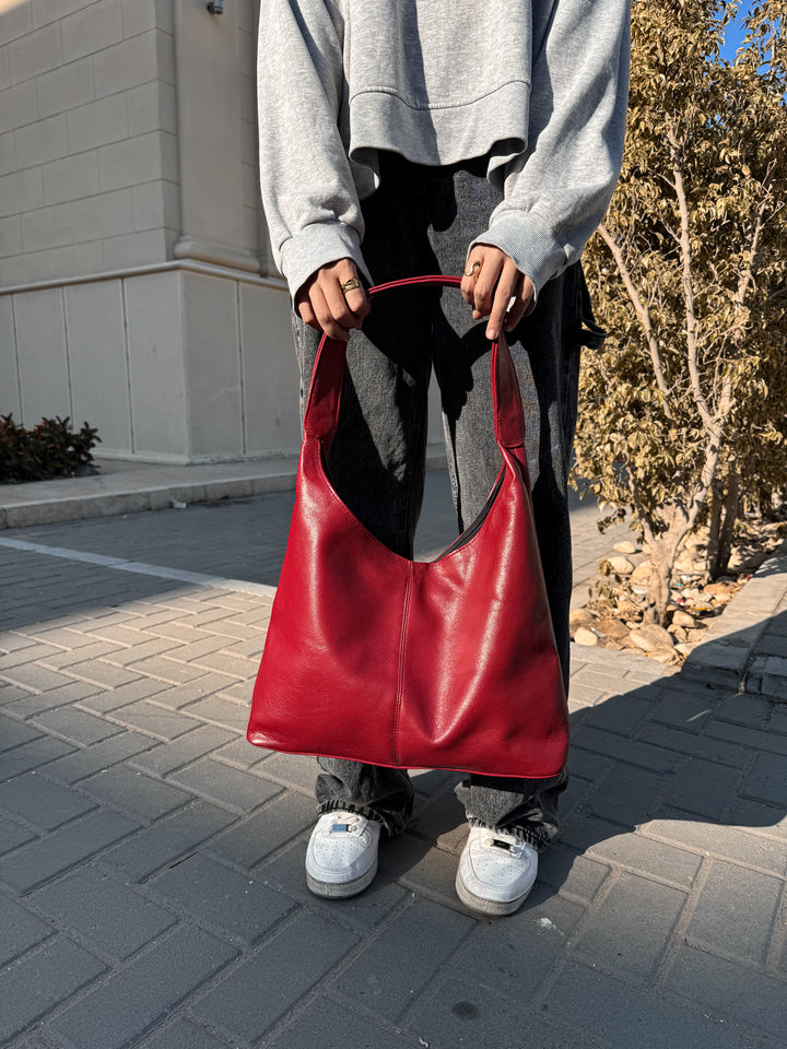 HOBO BAG BLOODY RED