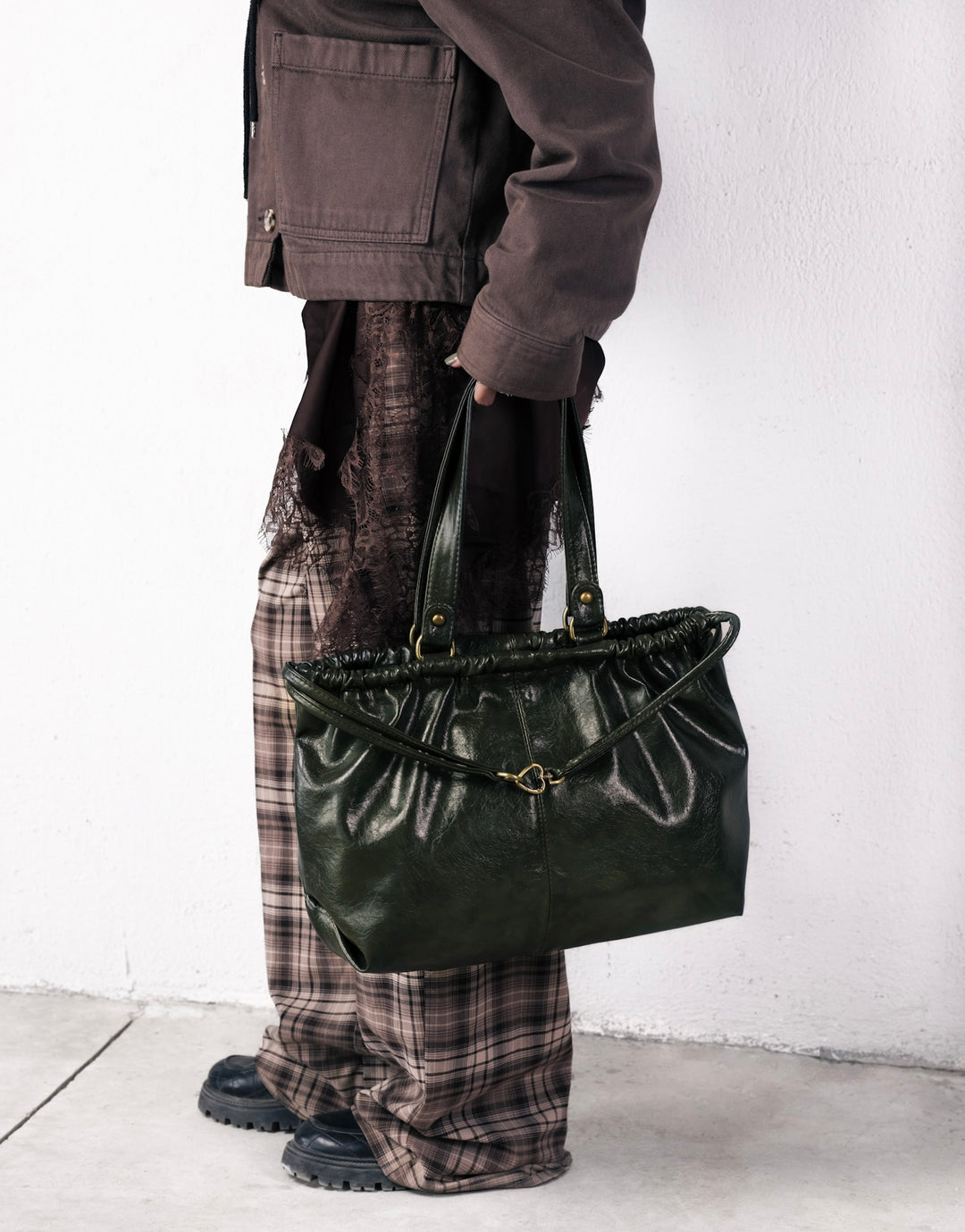 SCRUNCH BAG OLIVE