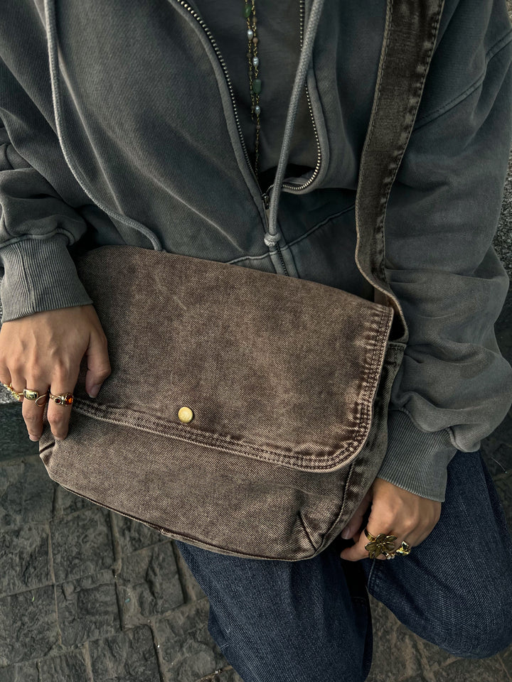 ASH BROWN WASHED SIDE BAG