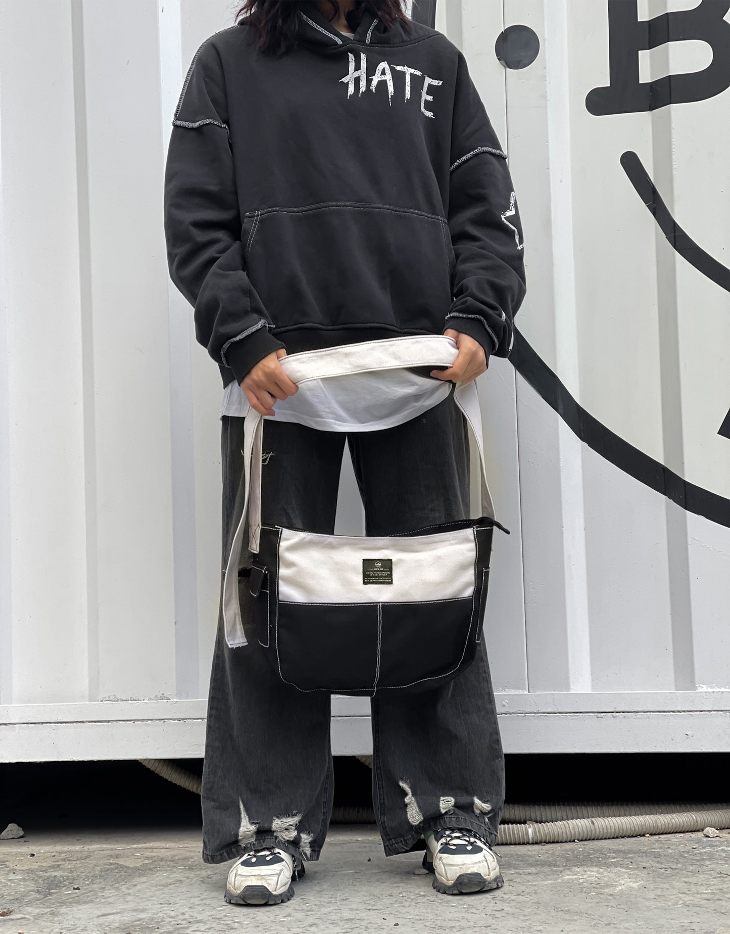 HELIO & STITCH BLACK X OFFWHITE