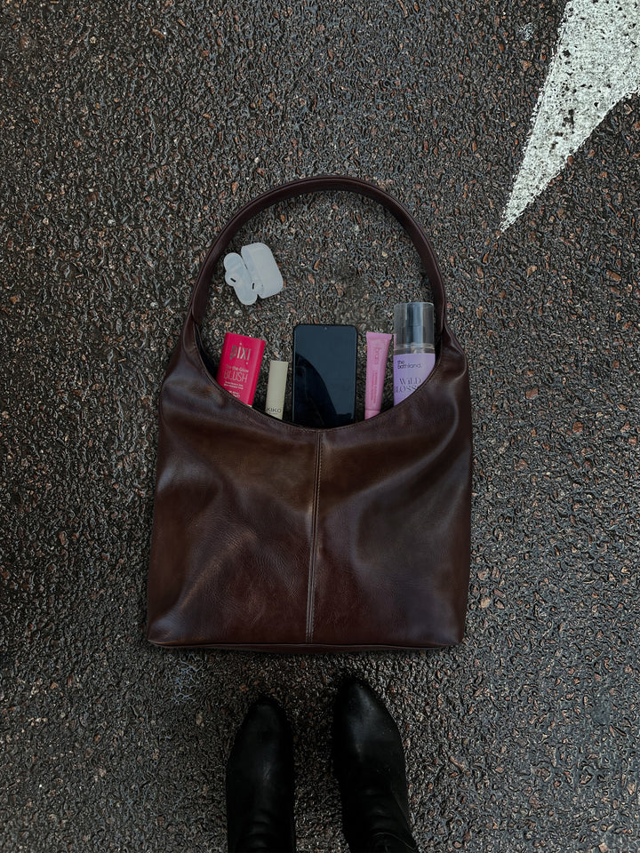 HOBO BAG GLOSSY BROWN