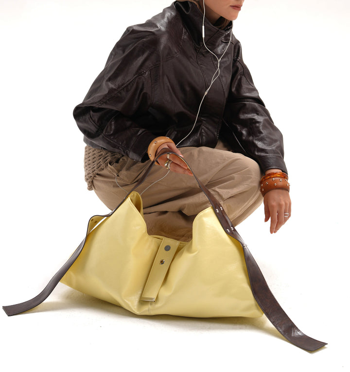 SWAN BAG YELLOW [EXCLUSIVE EDITION]
