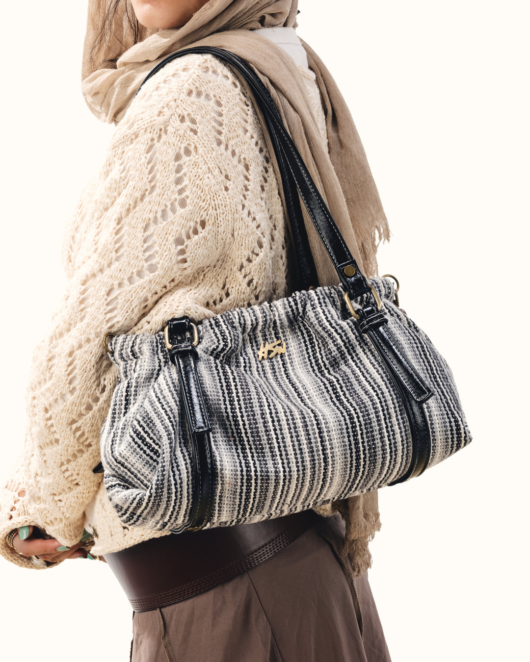 MISS MESS BAG MONOCHROME