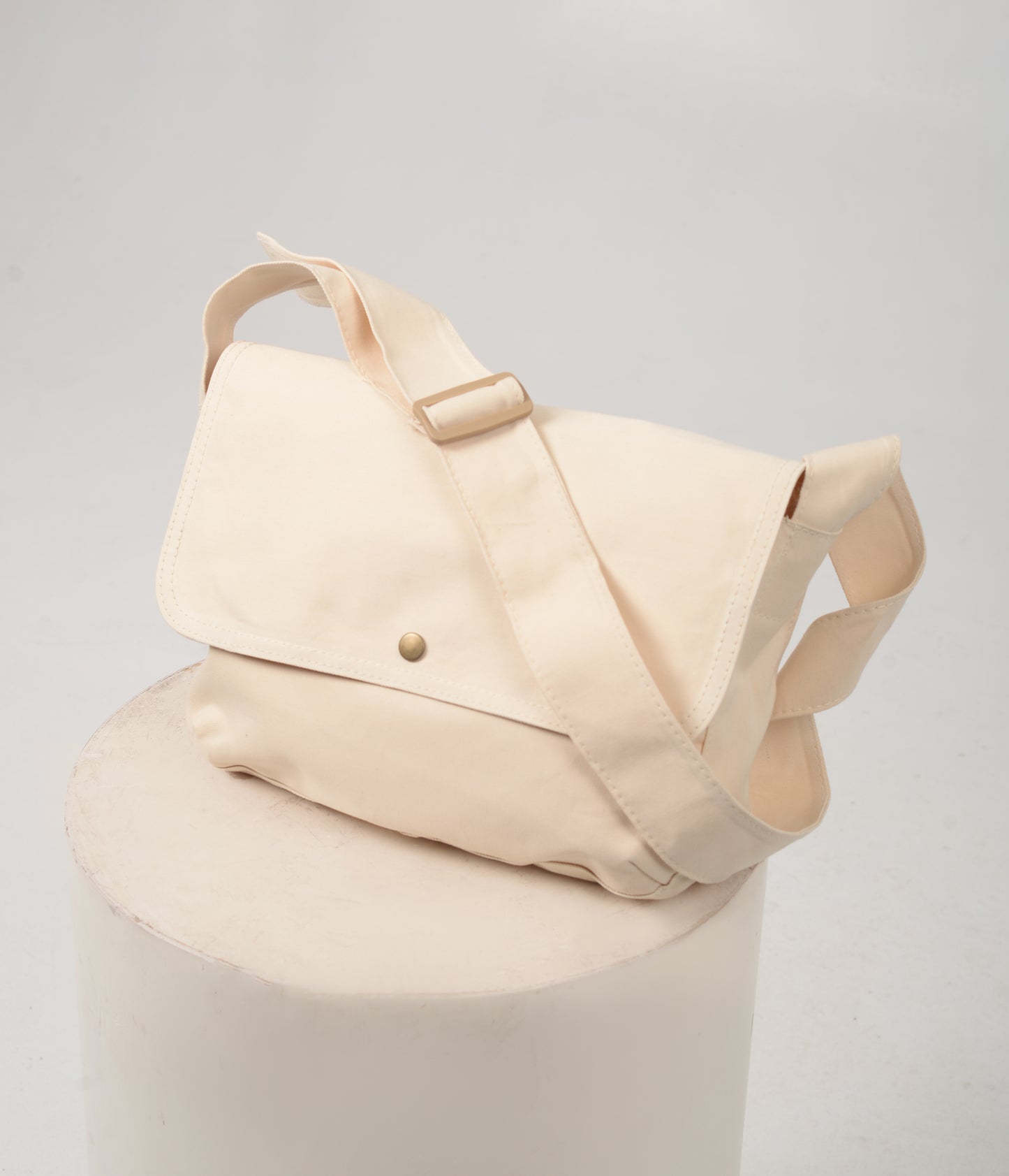 SIDE BAG OFFWHITE