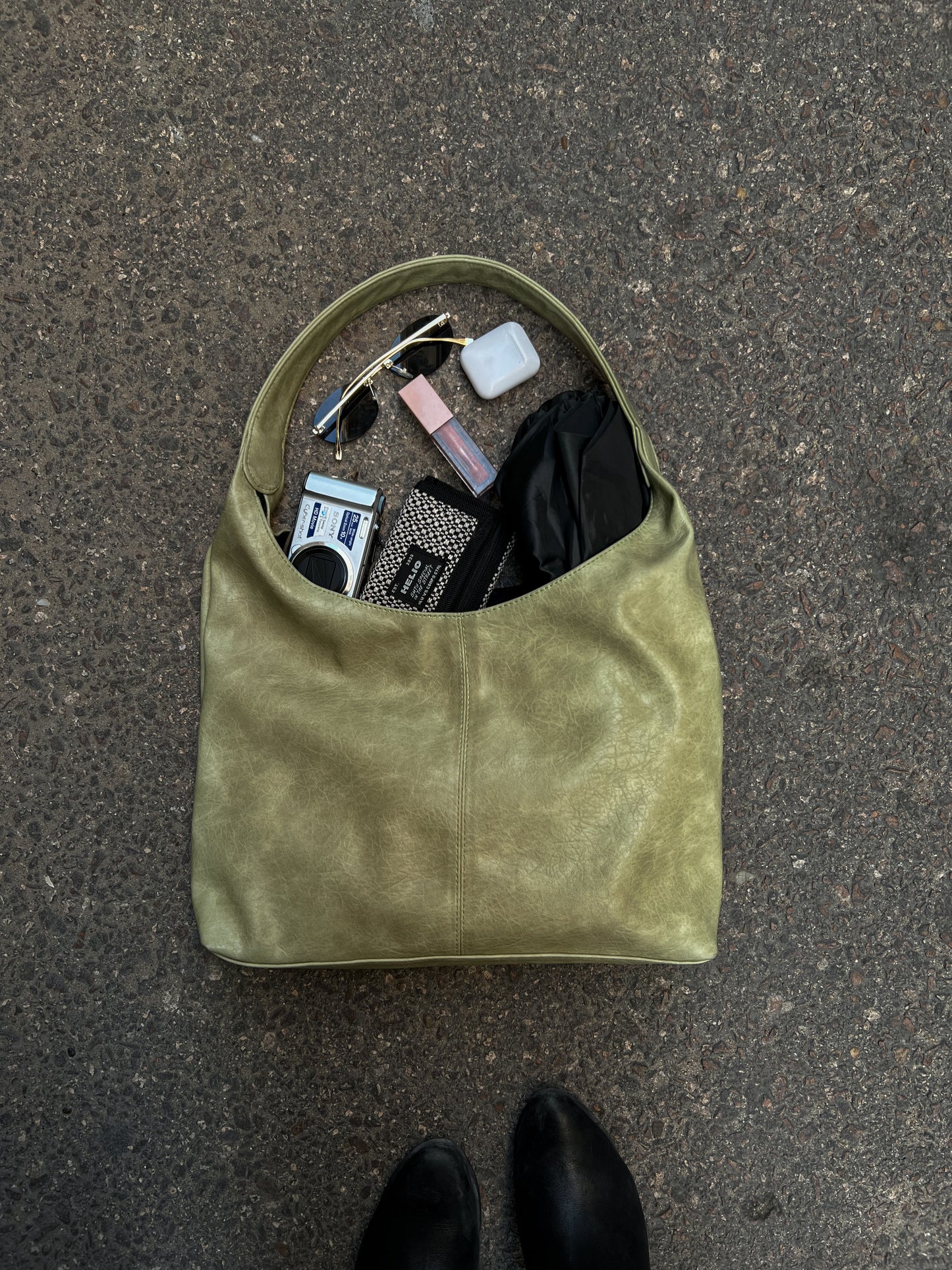 HOBO BAG PISTACHIO