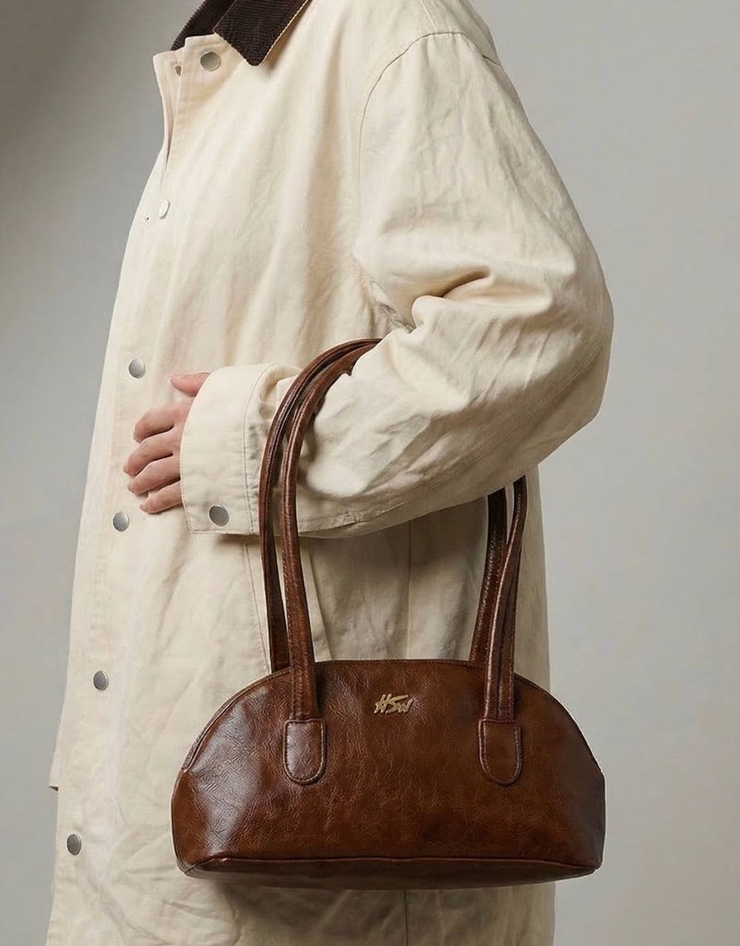 BRANDED BAGUETTE BAG CARAMEL