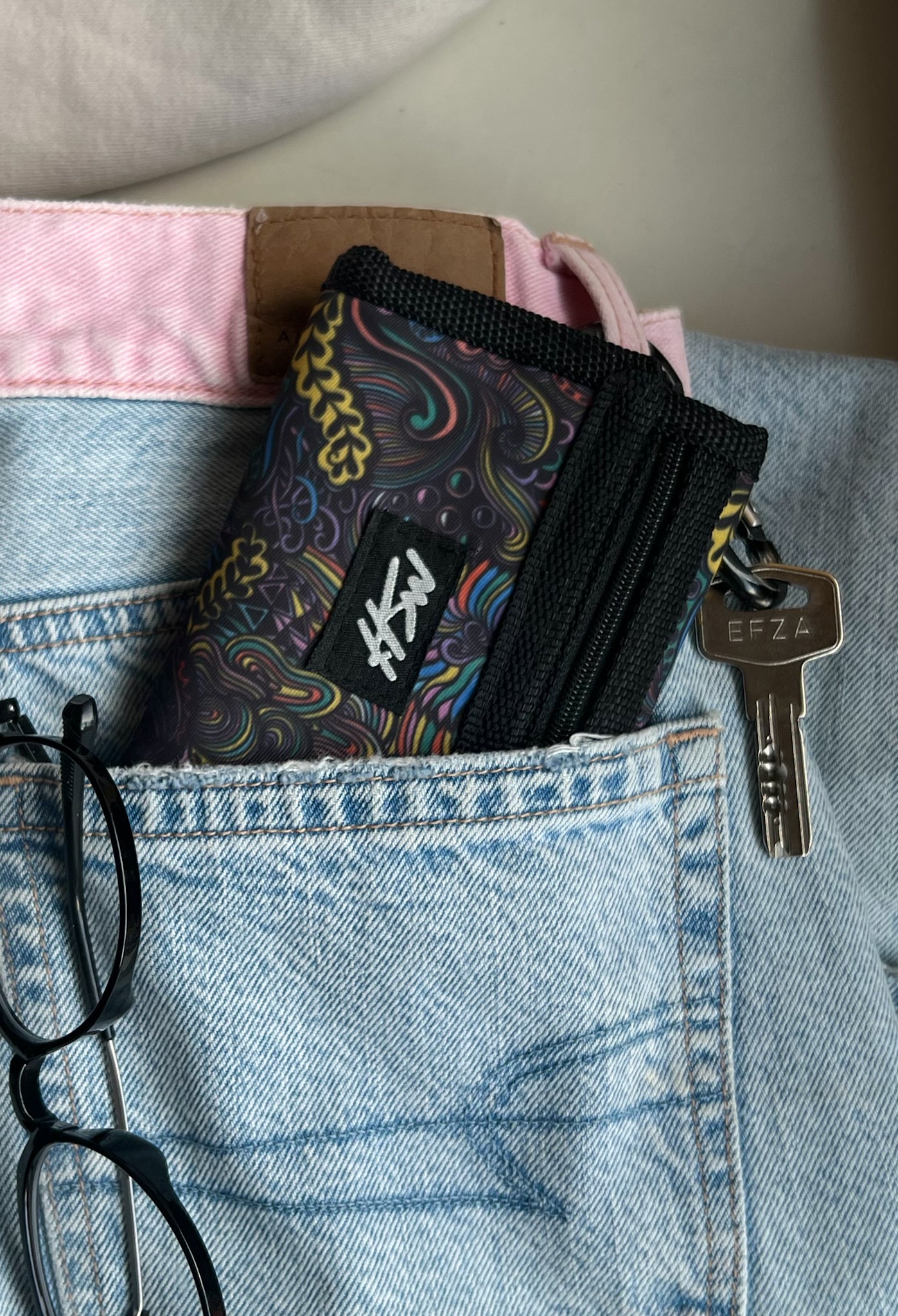 URBAN MULTICOLOR WALLET