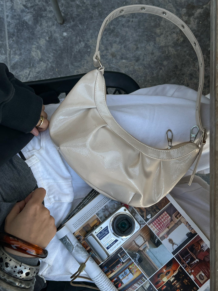 VERNIS BAG CREAM BEIGE
