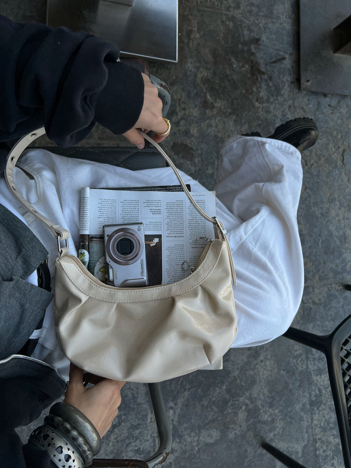 VERNIS BAG CREAM BEIGE