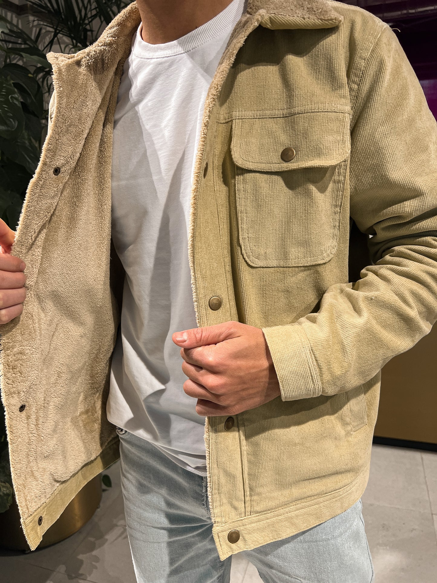 FLEECE-LINED CORDUROY JACKET BEIGE