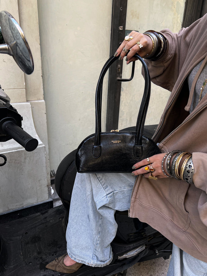 BAGUETTE BAG BLACK TRUFFLE