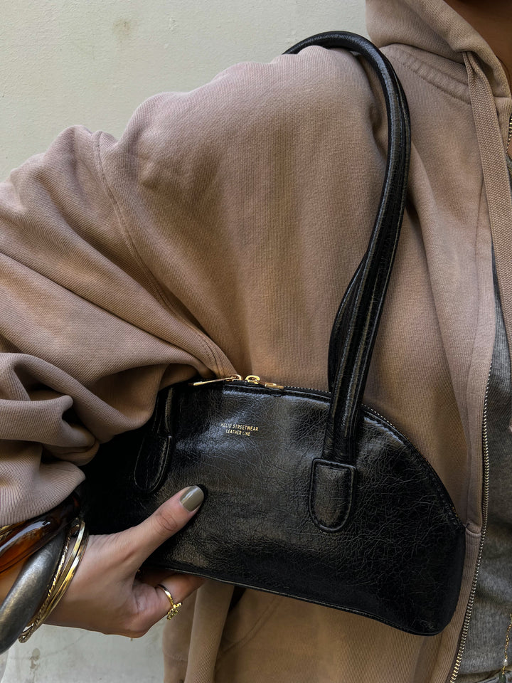 BAGUETTE BAG BLACK TRUFFLE