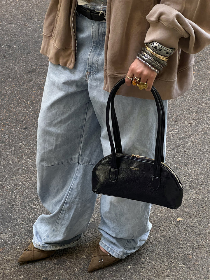 BAGUETTE BAG BLACK TRUFFLE