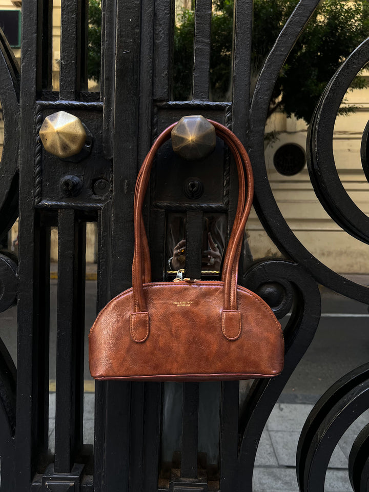 BAGUETTE BAG CARAMEL