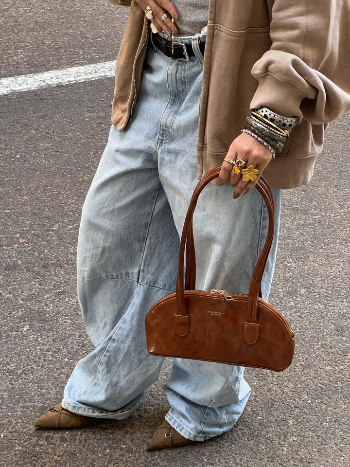 BAGUETTE BAG CARAMEL