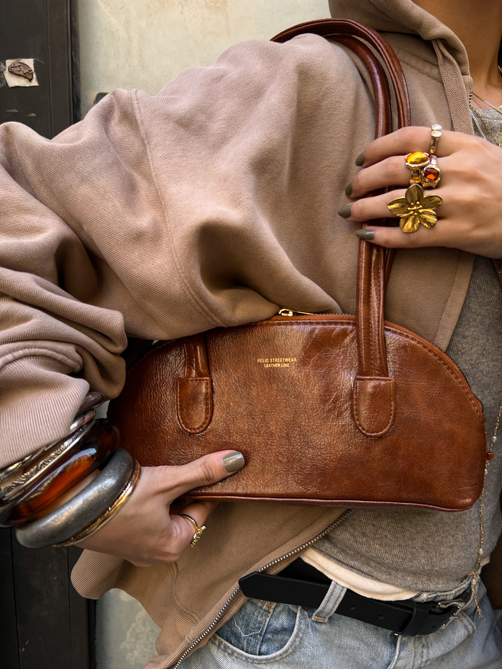 BAGUETTE BAG CARAMEL