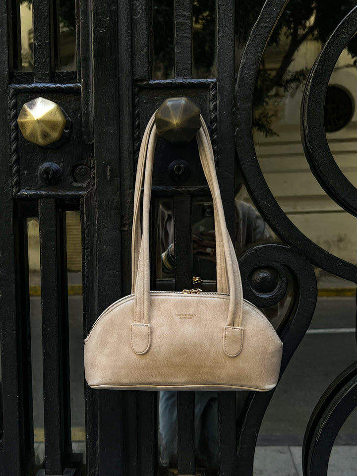 BAGUETTE BAG OAT MILK