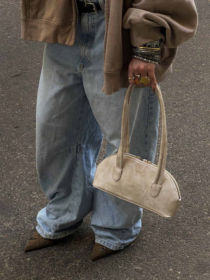 BAGUETTE BAG OAT MILK