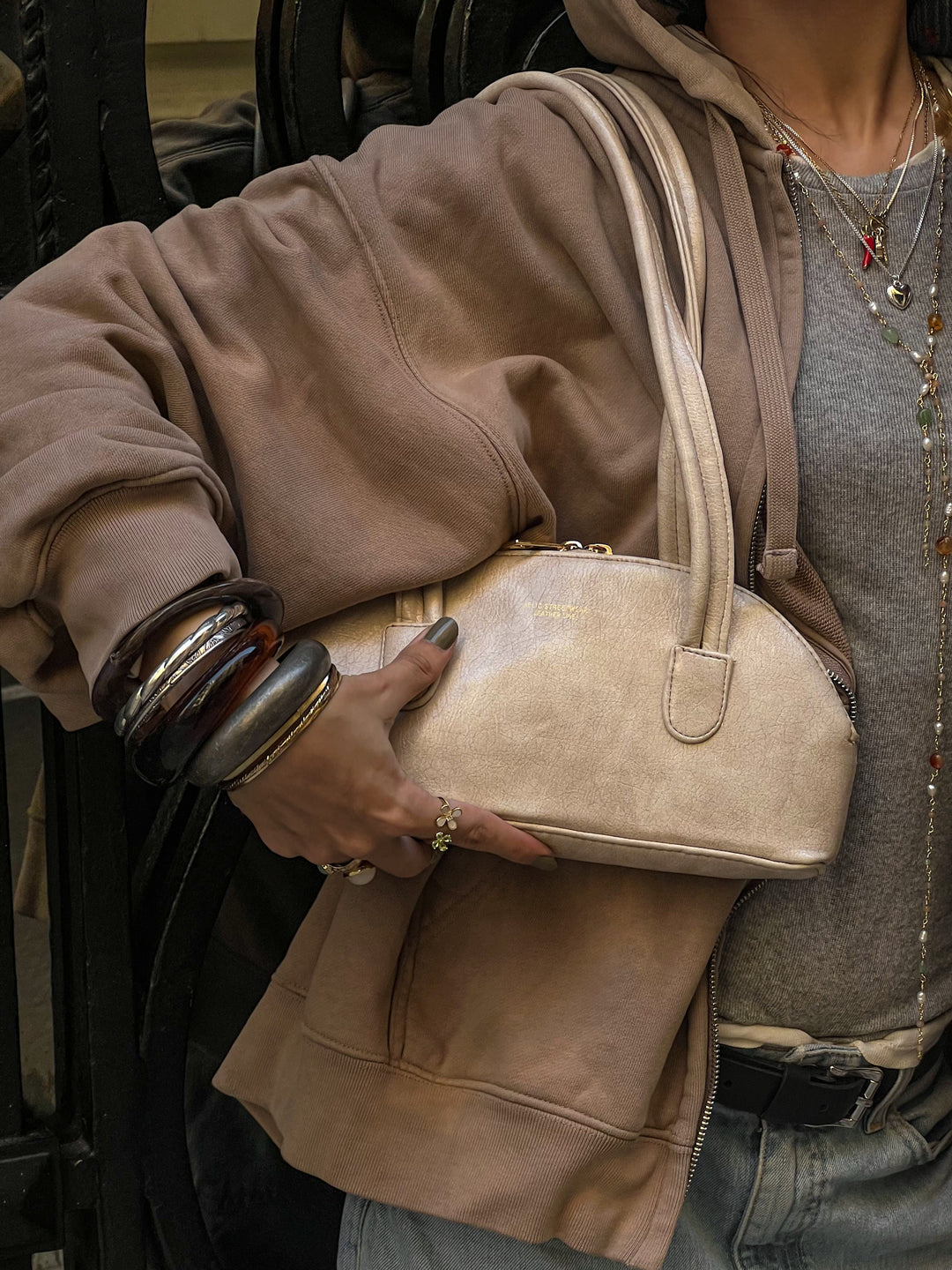 BAGUETTE BAG OAT MILK