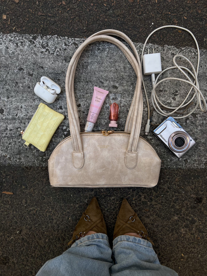 BAGUETTE BAG OAT MILK