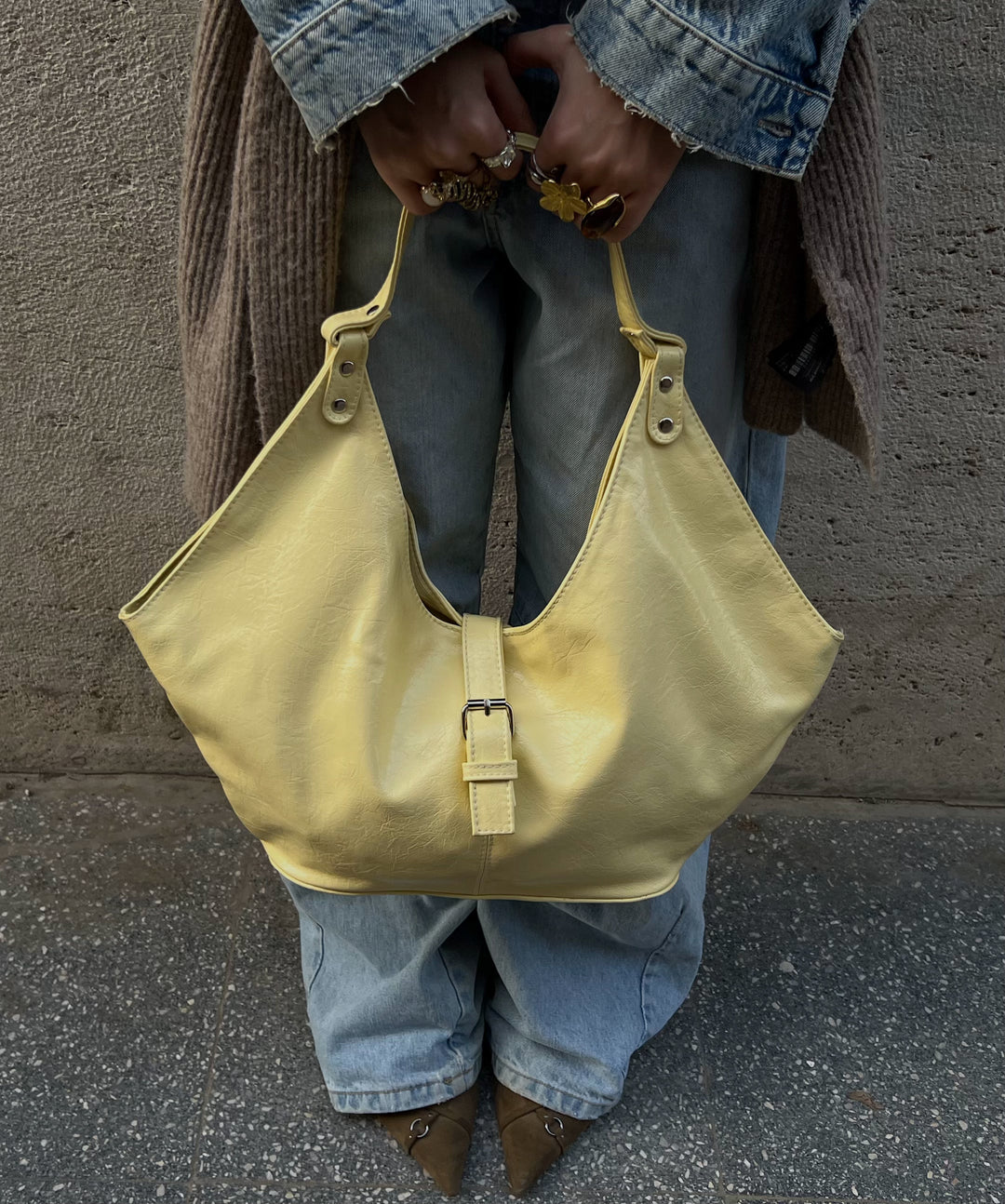 BAT BAG BUTTER YELLOW