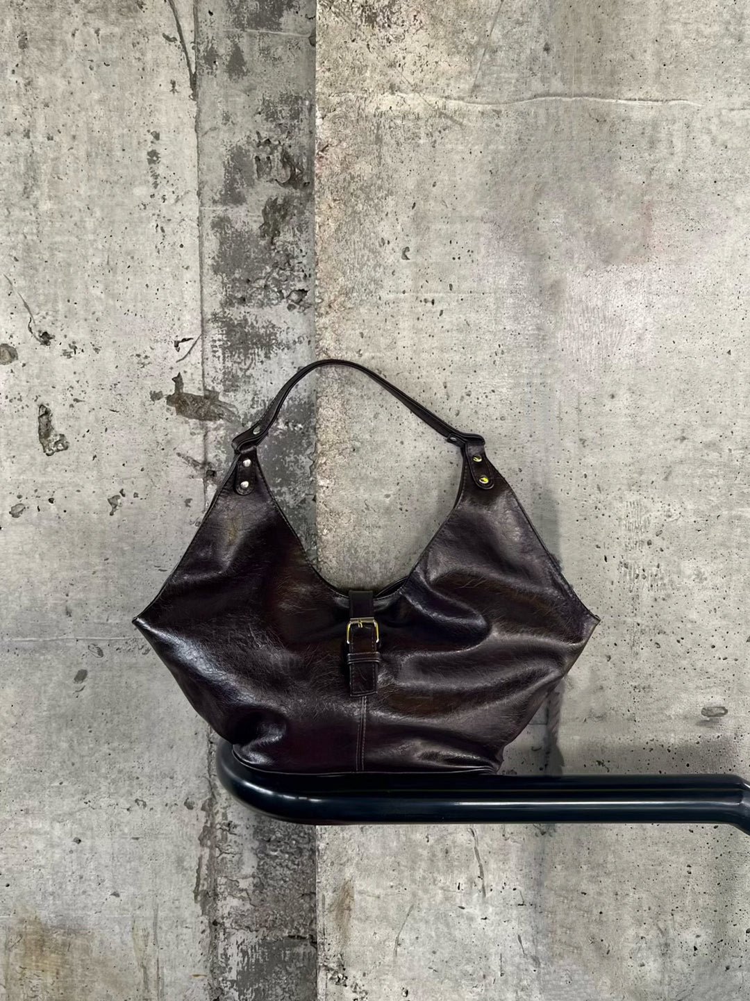 BAT BAG DARK BROWN – Helio