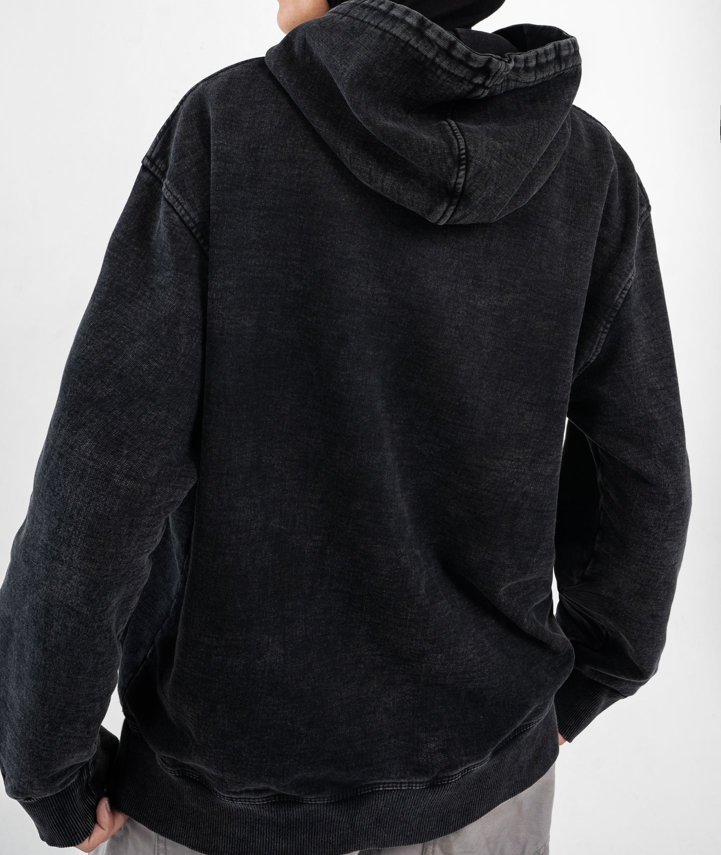 EMBROIDERED WASHED HOODIE BLACK