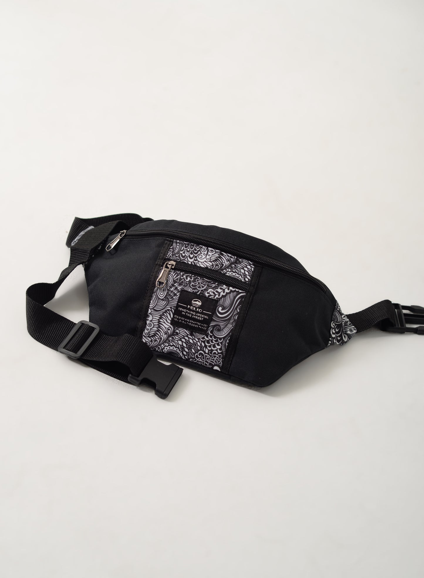 NETERO FANNY PACK WHITE