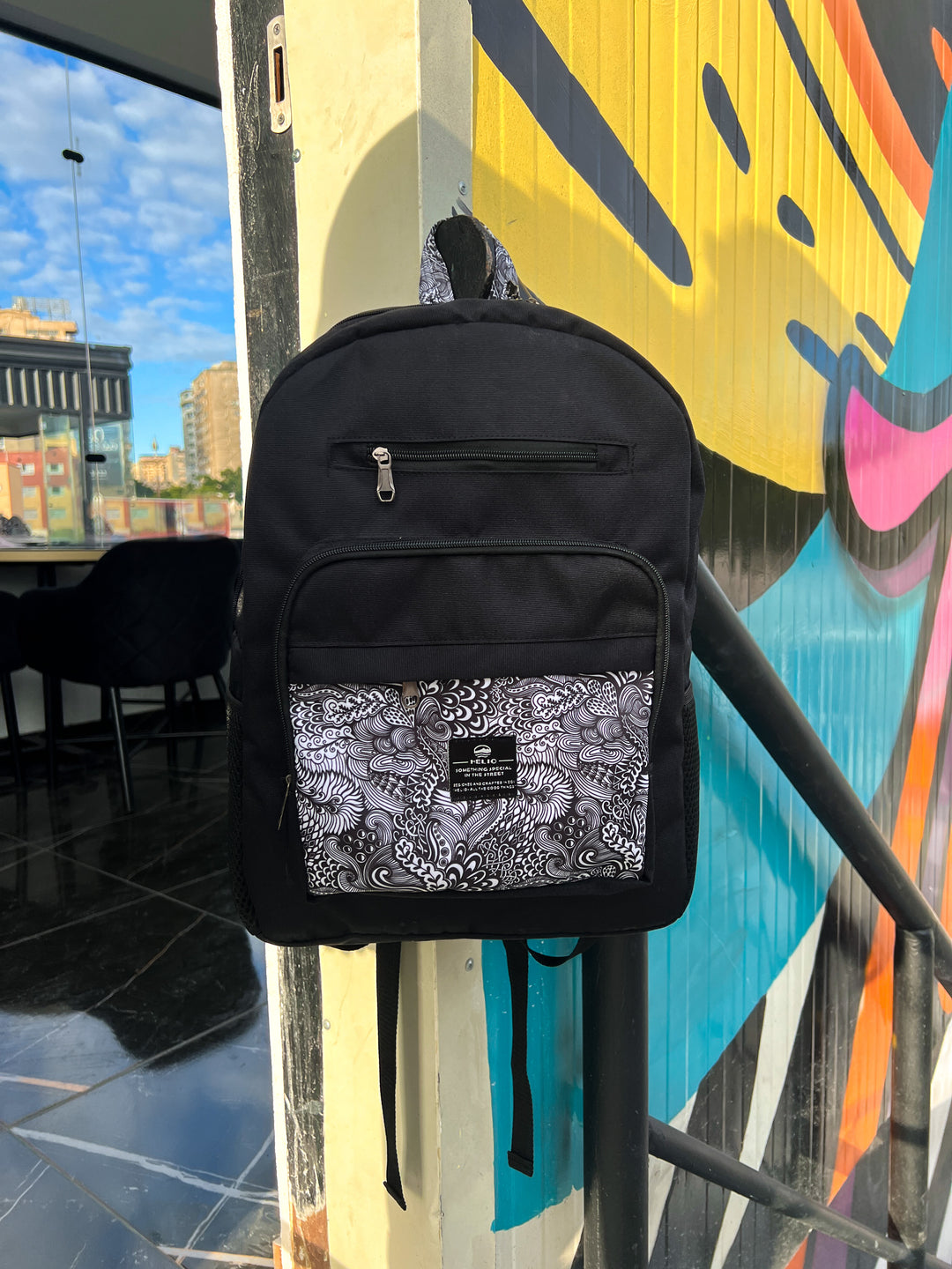 ZENTANGLE BACKPACK WHITE